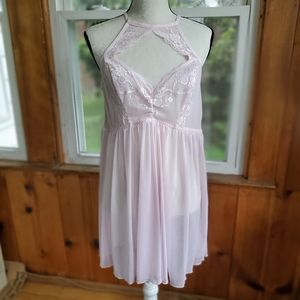 Torrid Curve light pink lace mesh lingerie baby doll size 1 large